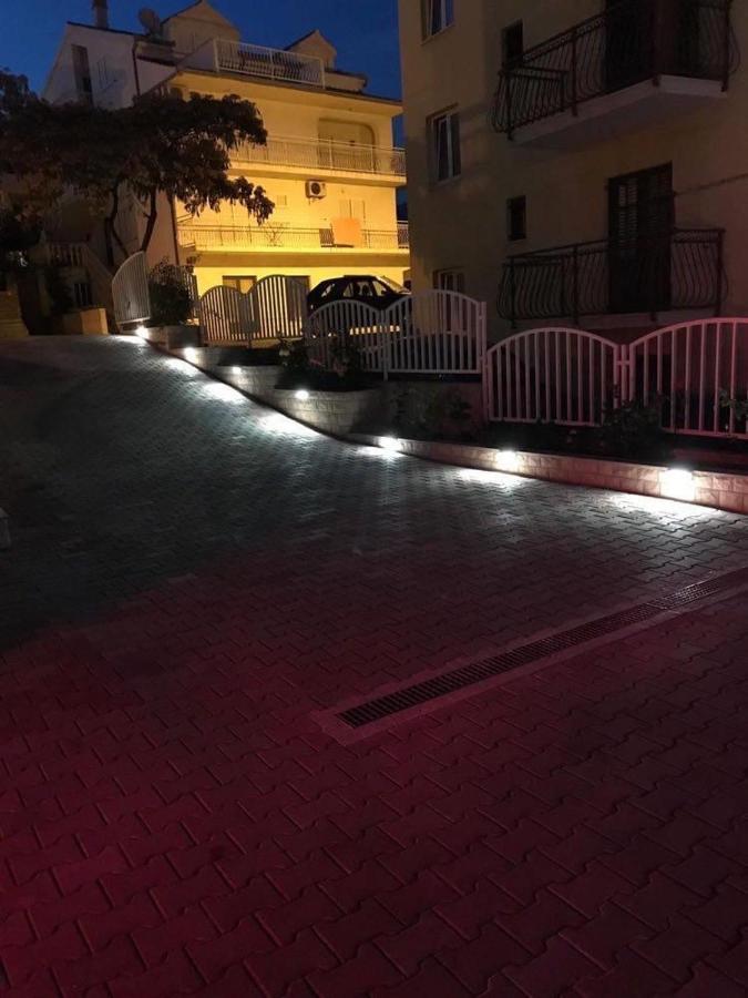 Dinko Apartment Stobrec Luaran gambar
